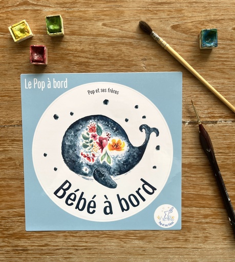 [0915] STICKER BÉBÉ À BORD - LA BALEINE ET LES FLEURS FRANÇAIS