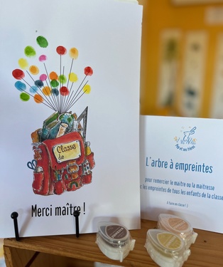 AFFICHE MERCI MAÎTRE ARBRE À EMPREINTES SAC À DOS
