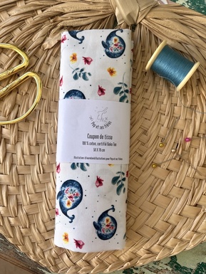 COUPON DE TISSU COTON OEKO TEX - LA BALEINE ET LES FLEURS